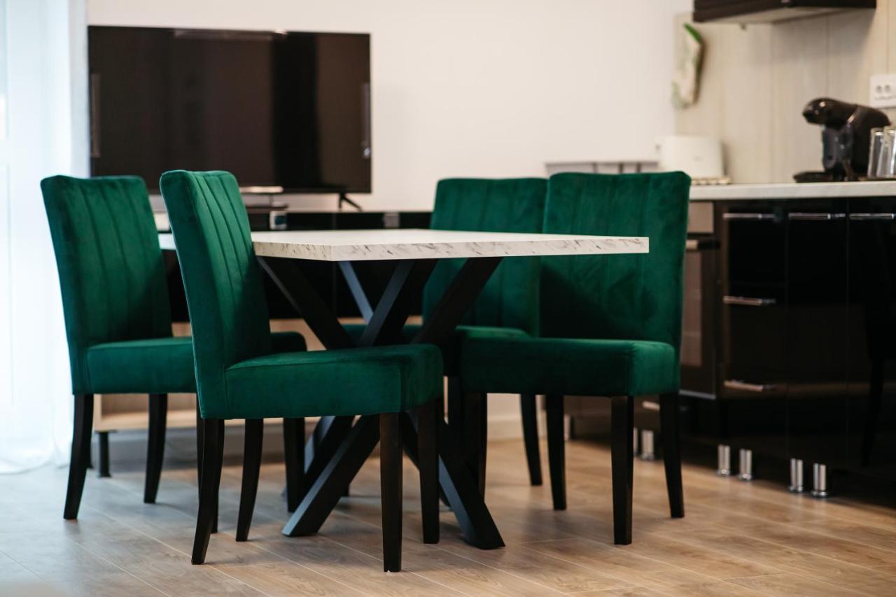L&V Family Studio Διαμέρισμα Σινάια Εξωτερικό φωτογραφία